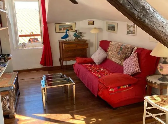 Cote Des Basques Apartament *